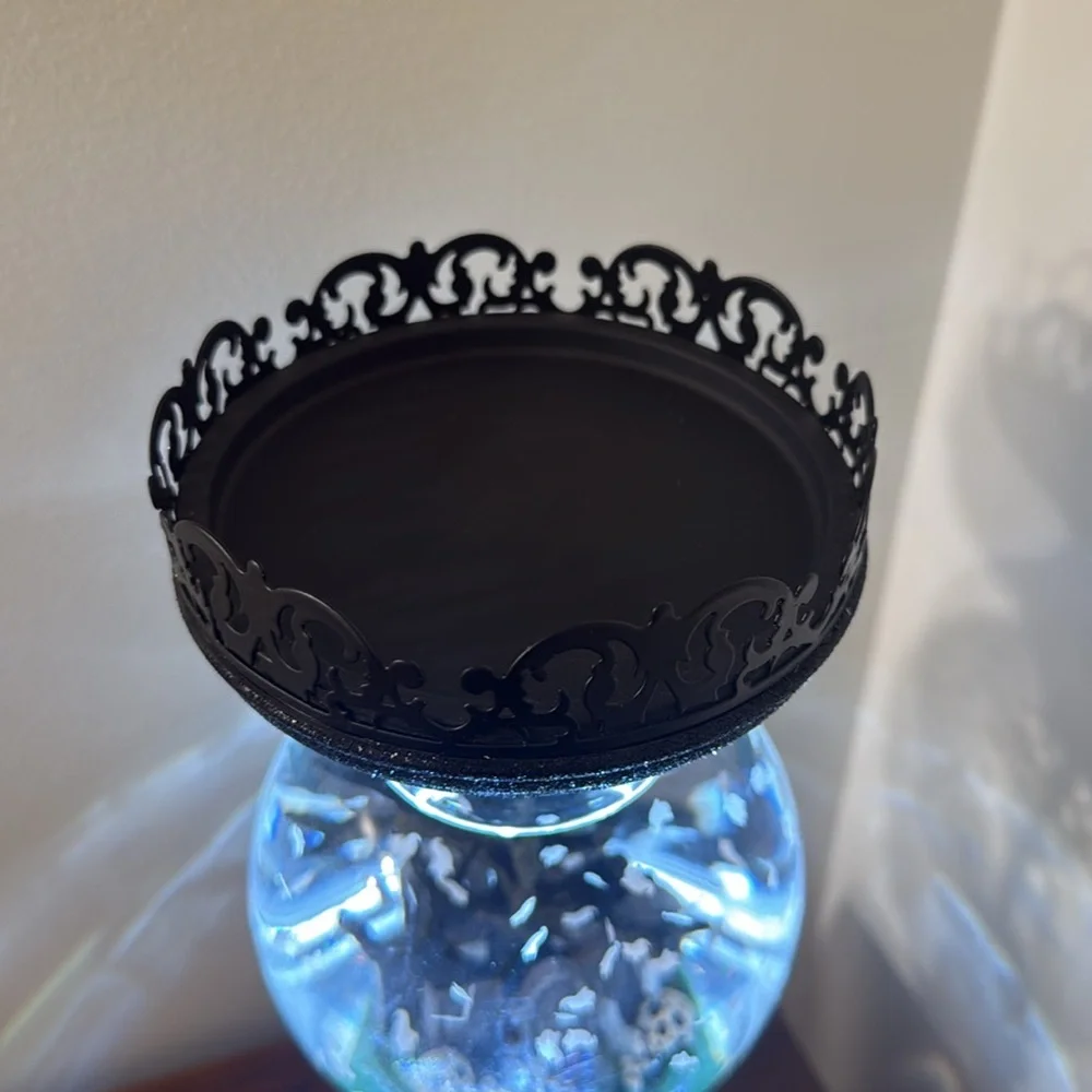 Bath & Body Works Halloween Cemetery Pedestal Lighted Water Globe Candle Holder